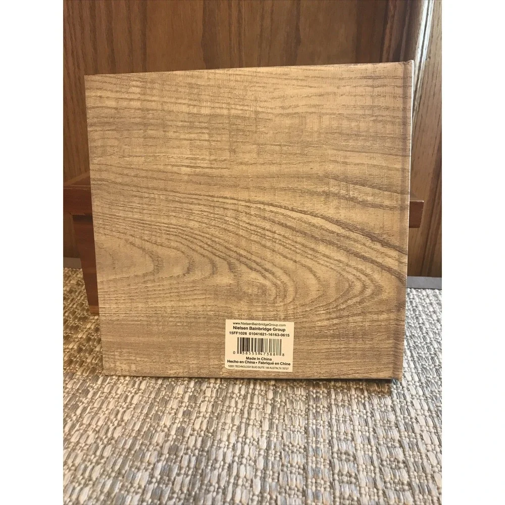 Nielsen Bainbridge Wall‎ Decor Panel Wood Look Modern Design